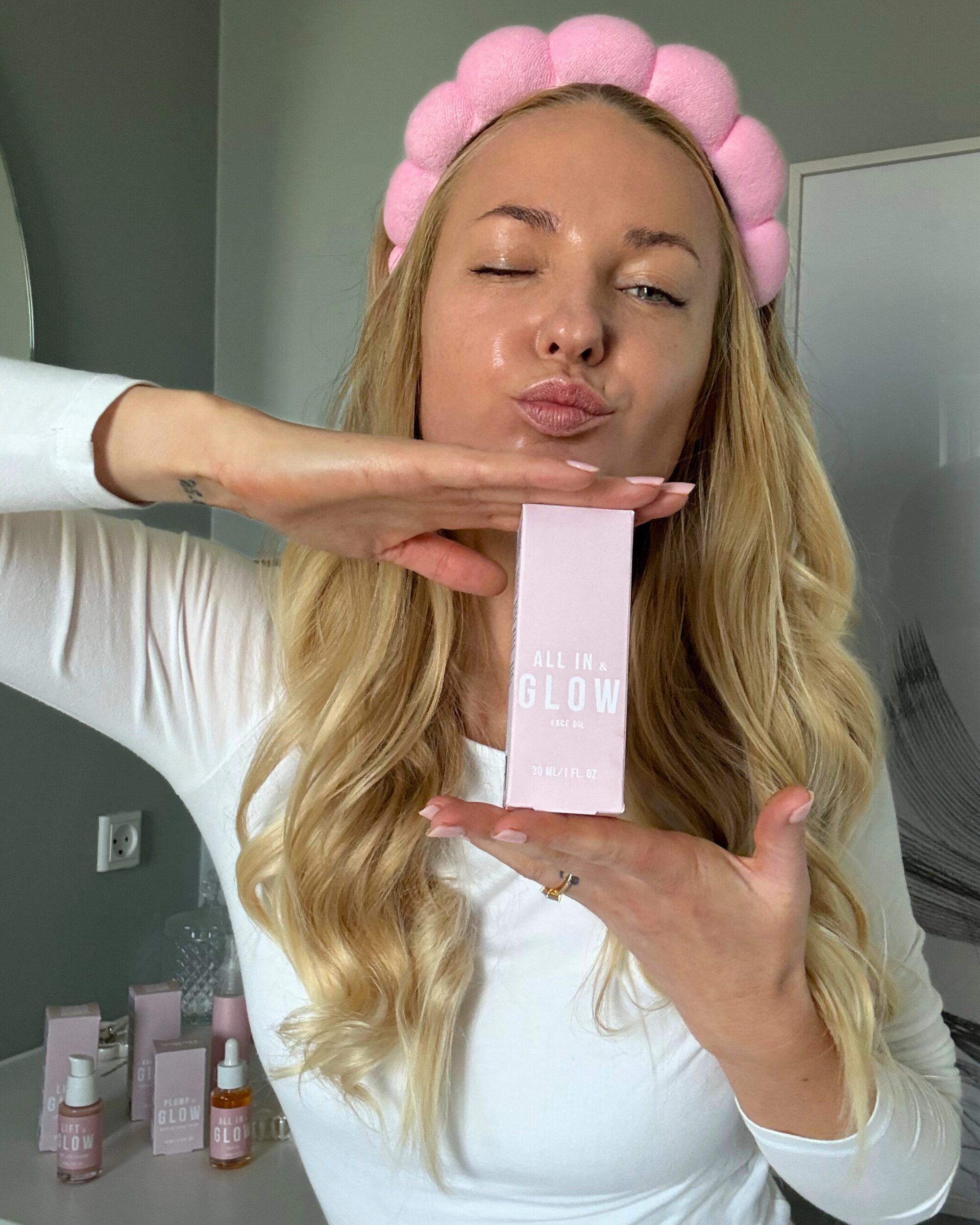 All in and glow fra Bellas Cph